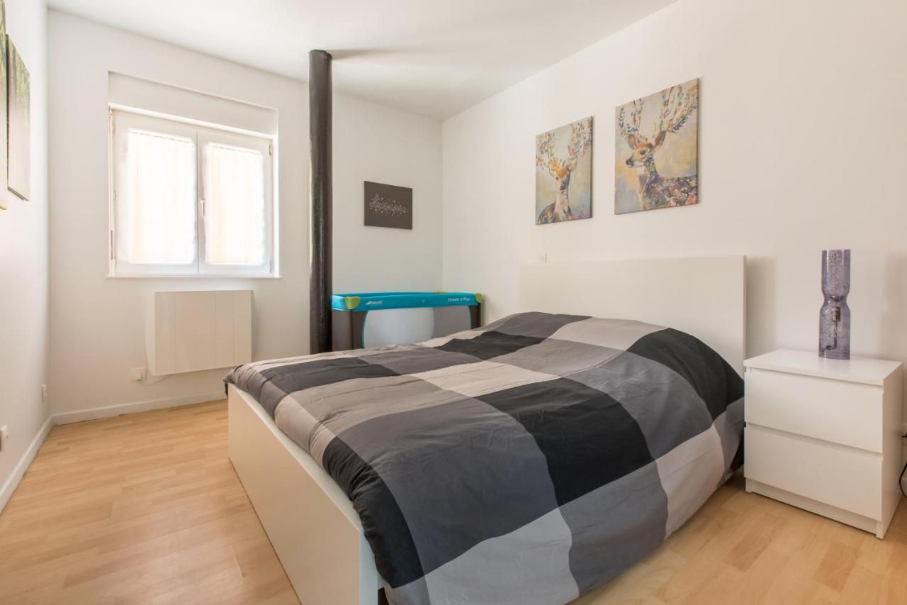 Le Business... Ideal Pour Travailler Mais Pas Que! Tourcoing Exterior foto