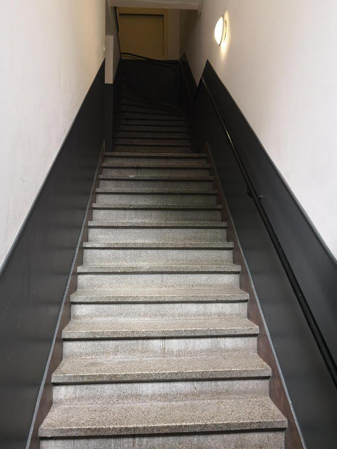 Le Business... Ideal Pour Travailler Mais Pas Que! Tourcoing Exterior foto